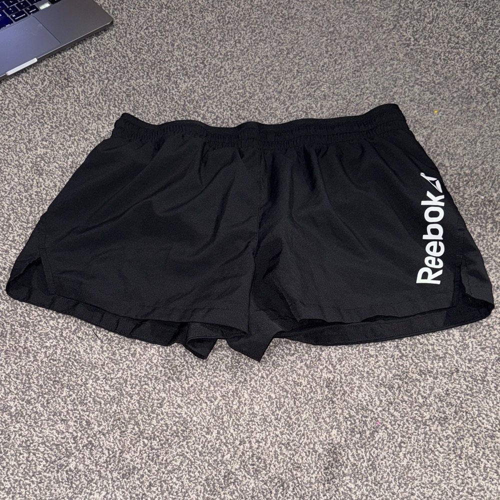 Reebok Athletic Shorts Women’s Medium Black Running Workout Shorts Lined